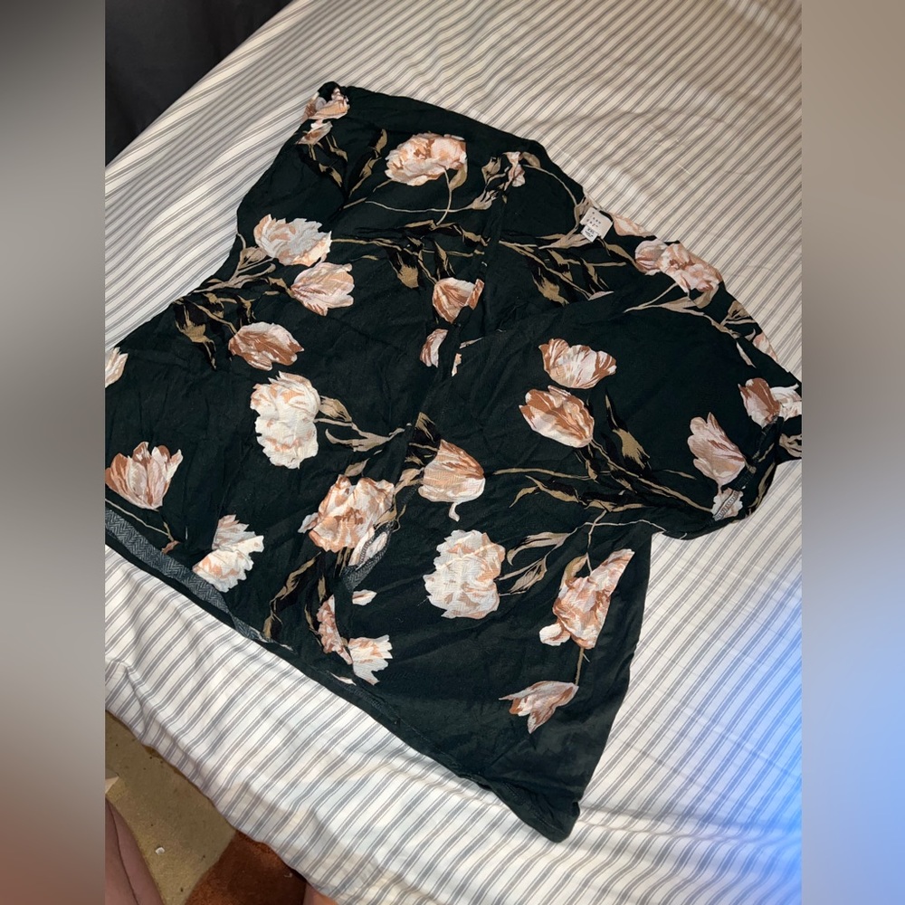 Floral top